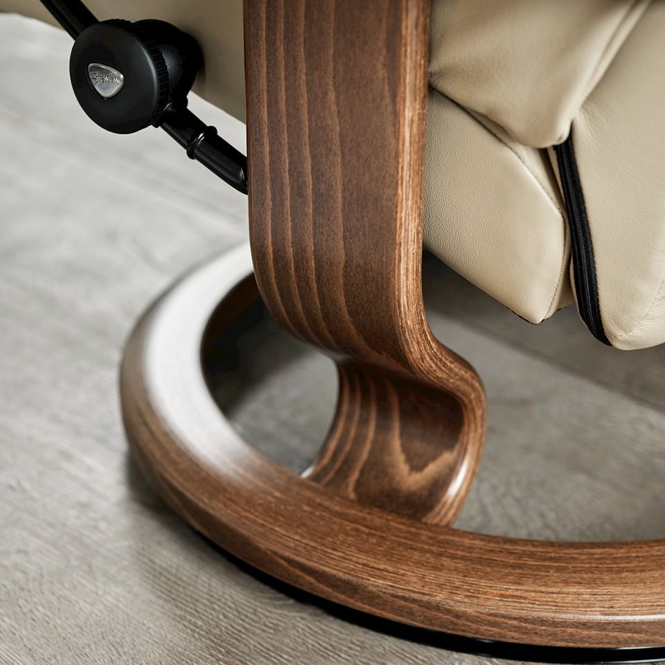 Detail of Stressless recliner classic base