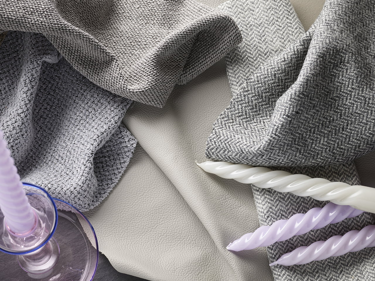 /en-hk/-/media/stresslesssite/magasin/colourstrends/colours/platinumgrey_1280x960.jpg?cx=0&cy=0&cw=912&ch=912&hash=C515AE897B7C836B69DDA92C75EEFA29