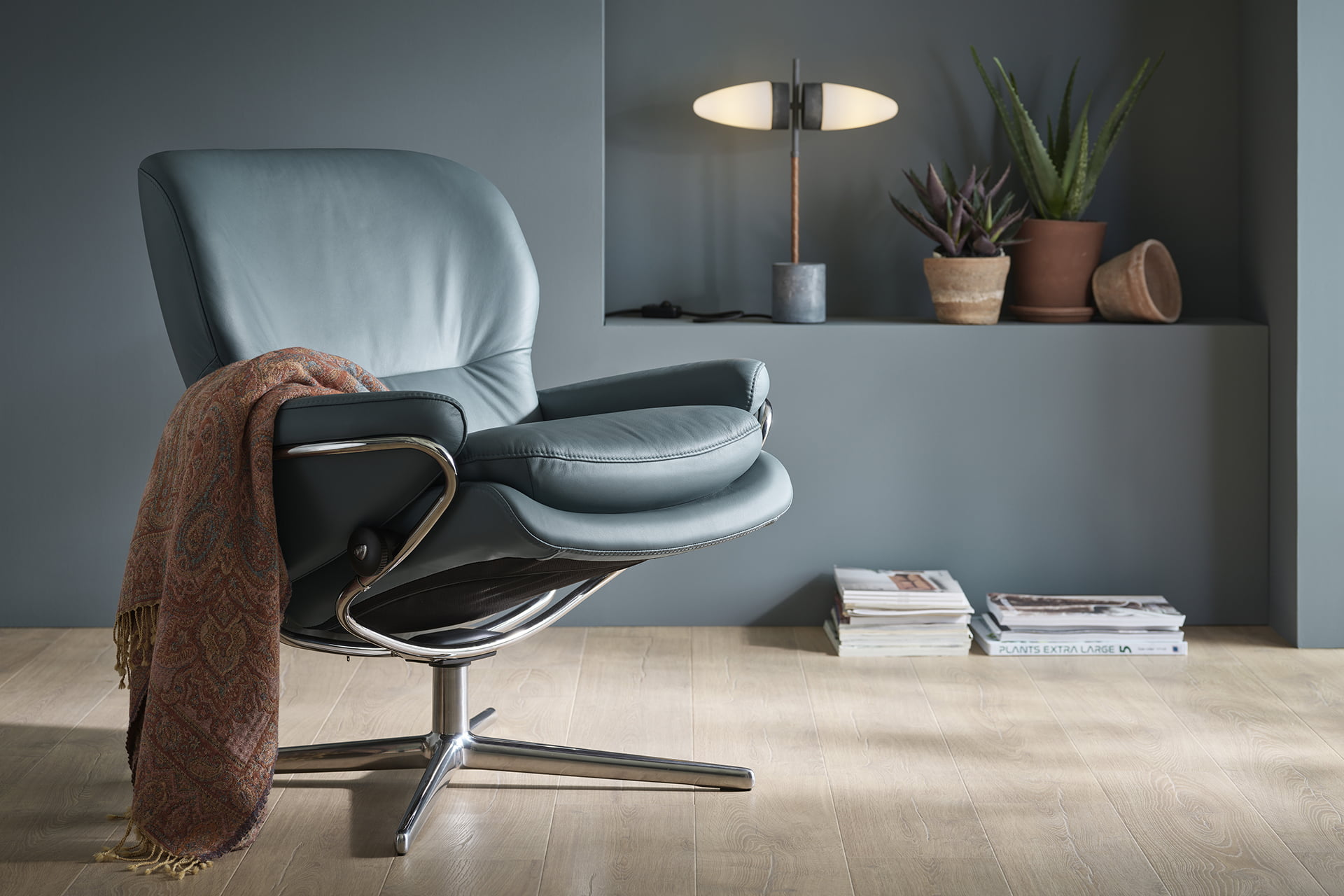 /en-hk/-/media/stresslesssite/magasin/colourstrends/colours/romepalomatealblue_1920x1280.jpg?cx=0.5&cy=0.52&cw=1920&ch=1080&hash=DF20A64EC89570A97CA61033AA068F37