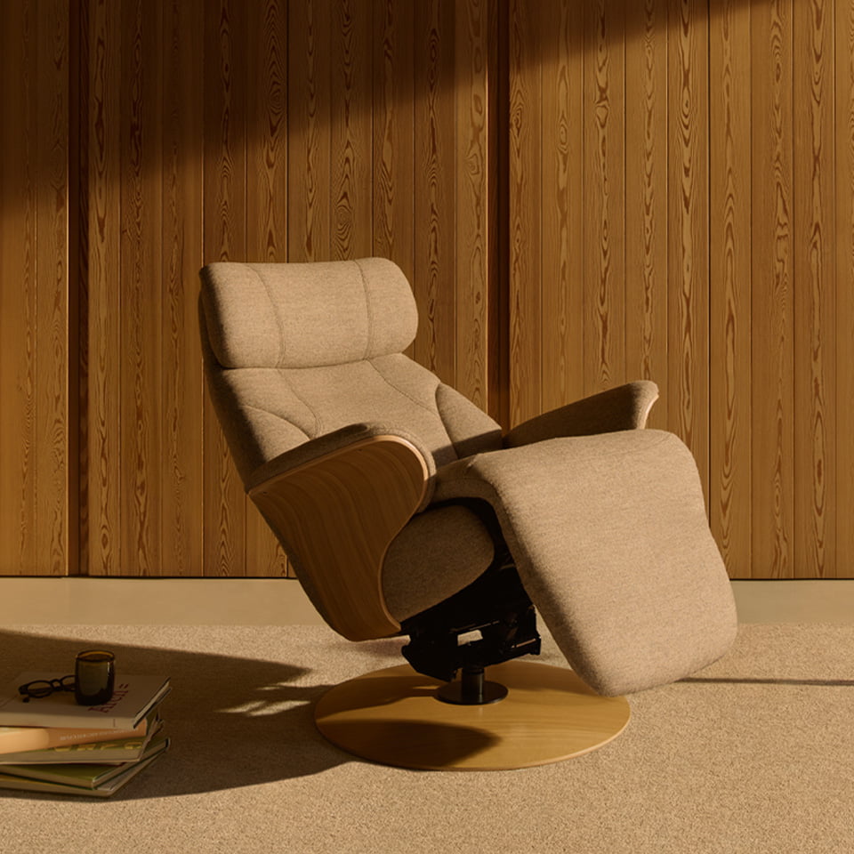 Stressless Adam partly reclined showing the adjustable headrest
