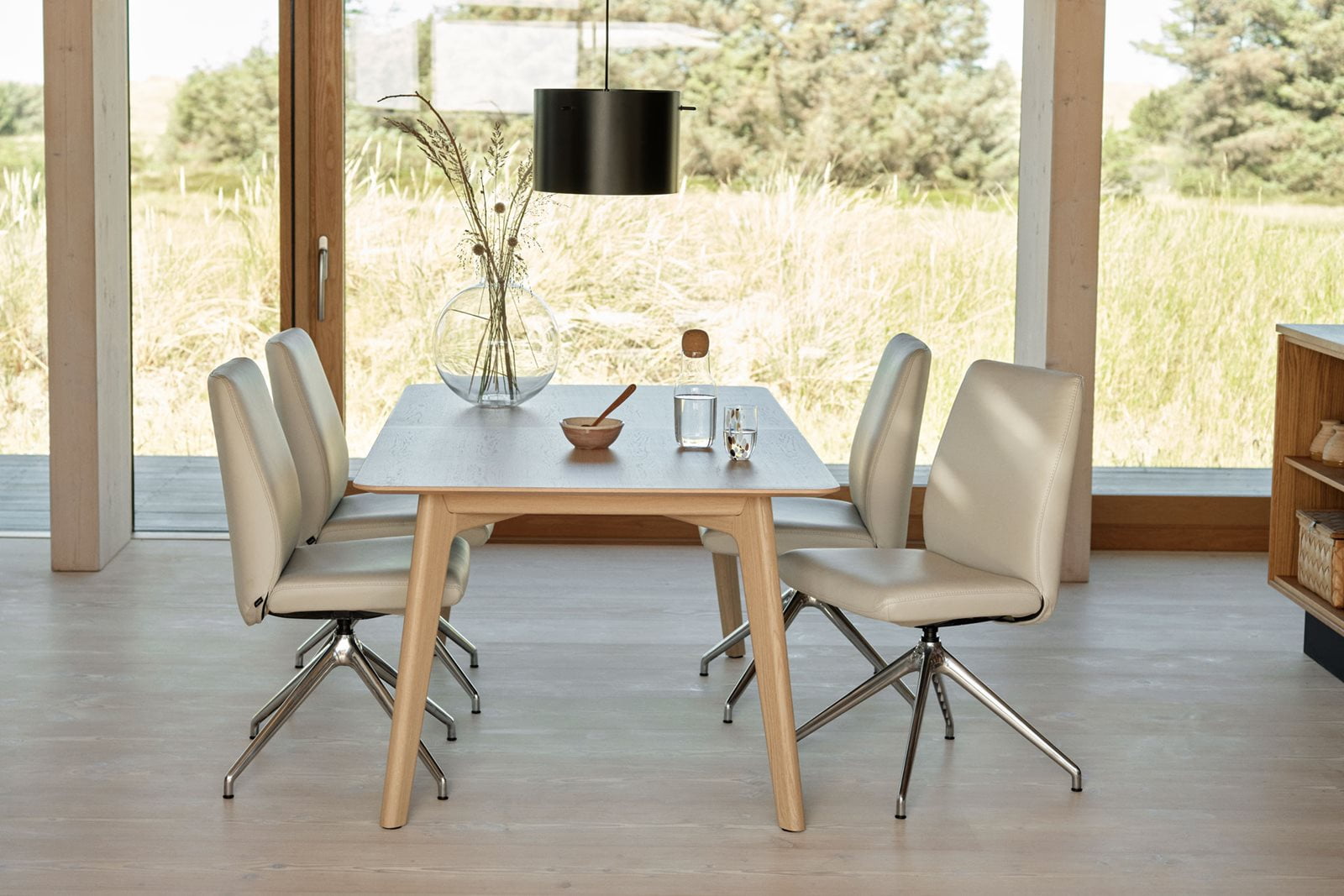 Stressless® Esszimmer; Bay Stühle, Bordeaux Tisch