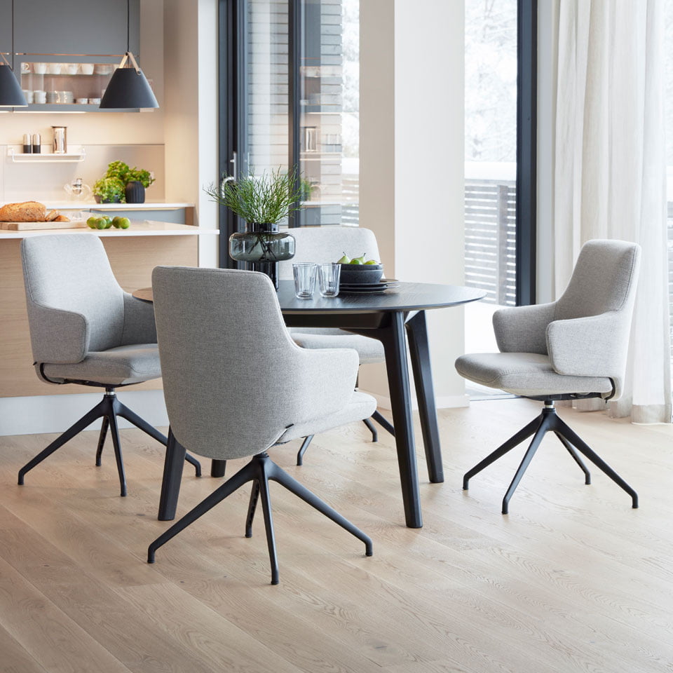 /de-de/-/media/stresslesssite/promotions/global/somecamp_spring24/laureld350calidolightgrey_960x960.jpg?cx=0&cy=0&cw=460&ch=460&hash=2B46FB9C67DC1ADF719635446E560955