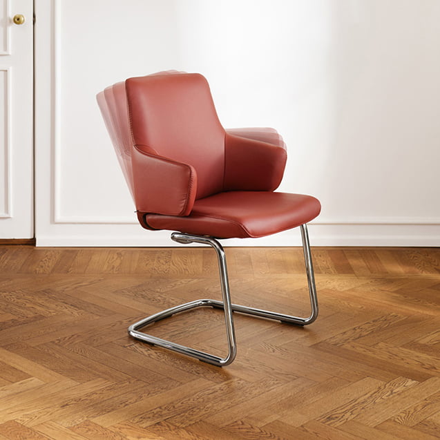 Stressless Laurel dining chair - showcasing the reclining function