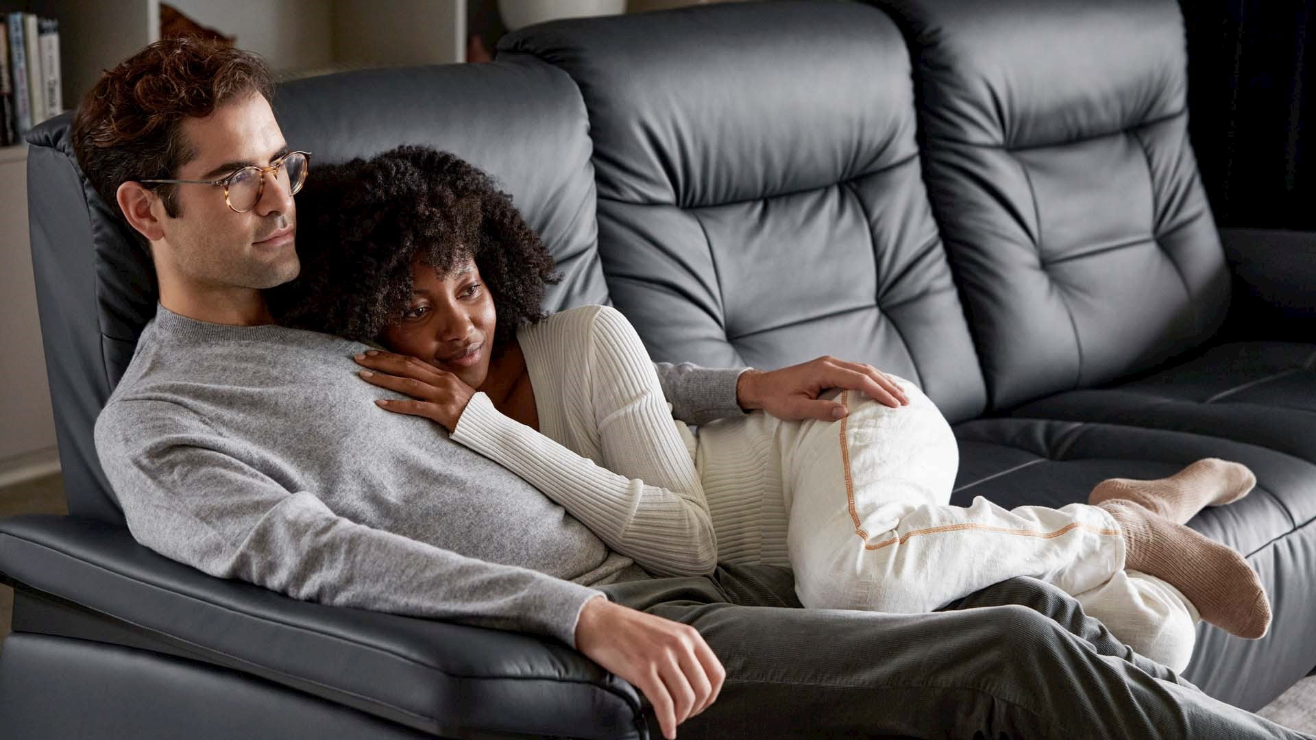 /en-ca/-/media/stresslesssite/inspiration/material/maryshadowblue1920x1280.jpg?cx=0&cy=0&cw=1920&ch=1080&hash=B278F1C9B28A9A51570D30C658C18F57