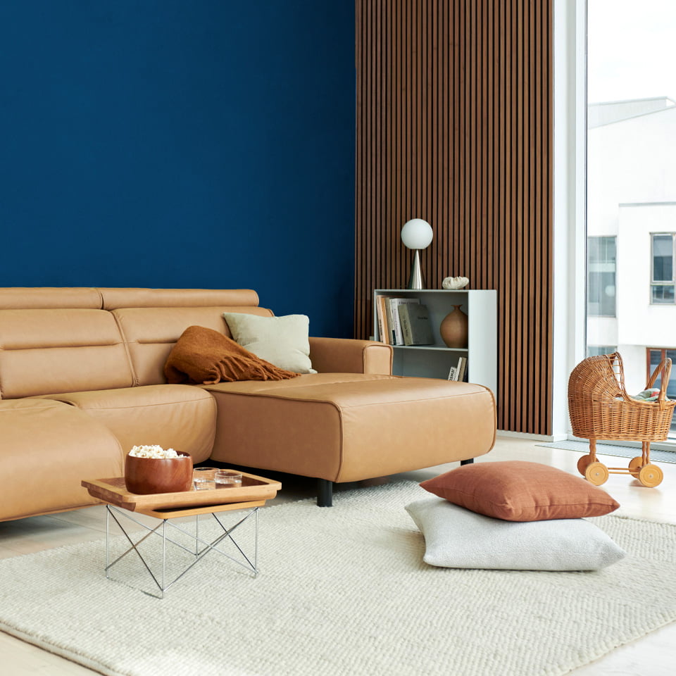 /en-ca/-/media/stresslesssite/inspiration/rooms/living_room_960x960.jpg?cx=0&cy=0&cw=460&ch=460&hash=2E49154A906EA30935BD920AF17B347E