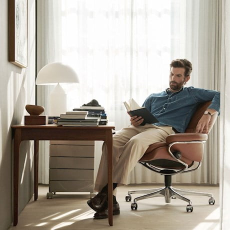 /en-gb/-/media/stresslesssite/inspiration/homeoffice/common/romelowoffice940x835.jpg?cx=0&cy=0&cw=460&ch=460&hash=01FB565B0CCD52270CB745766F5A1804