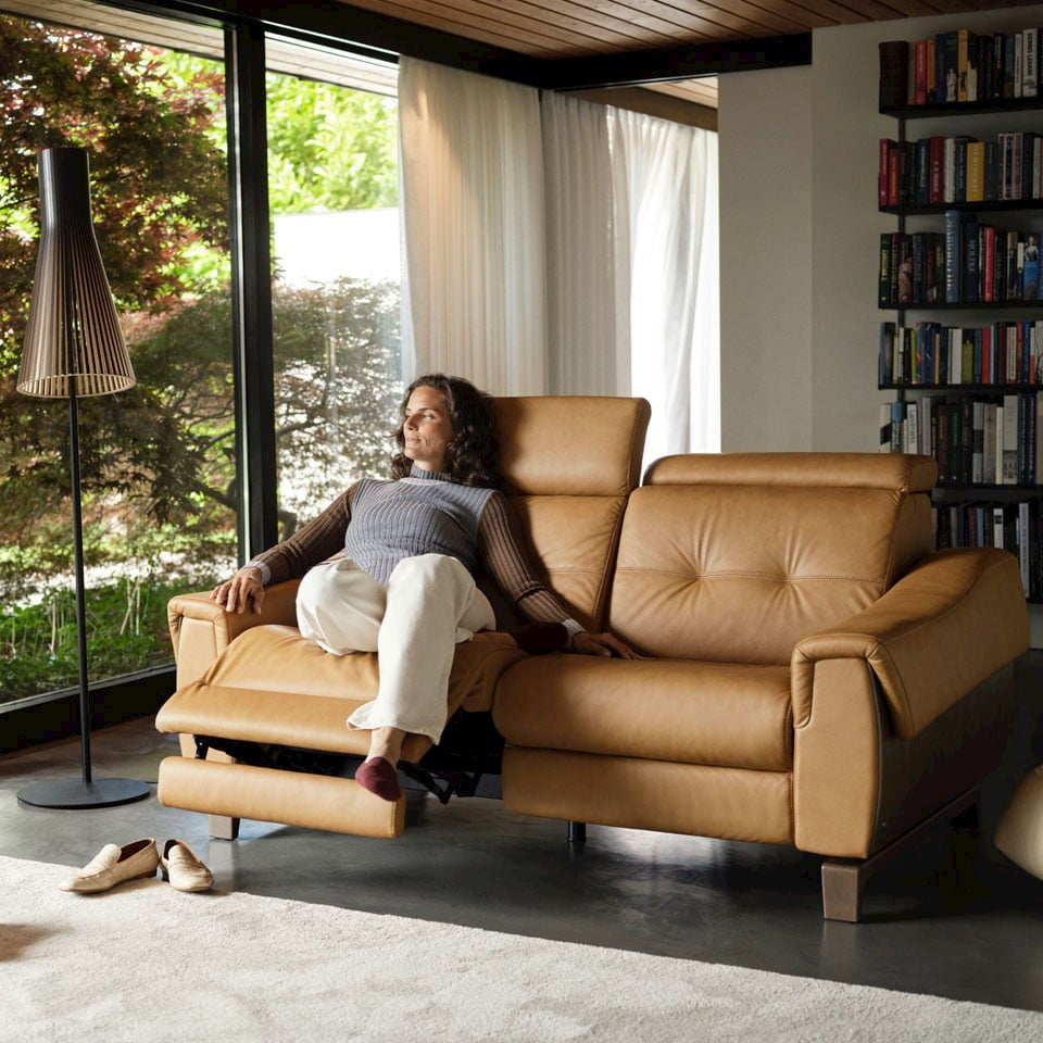 Woman in Stressless Anna sofa