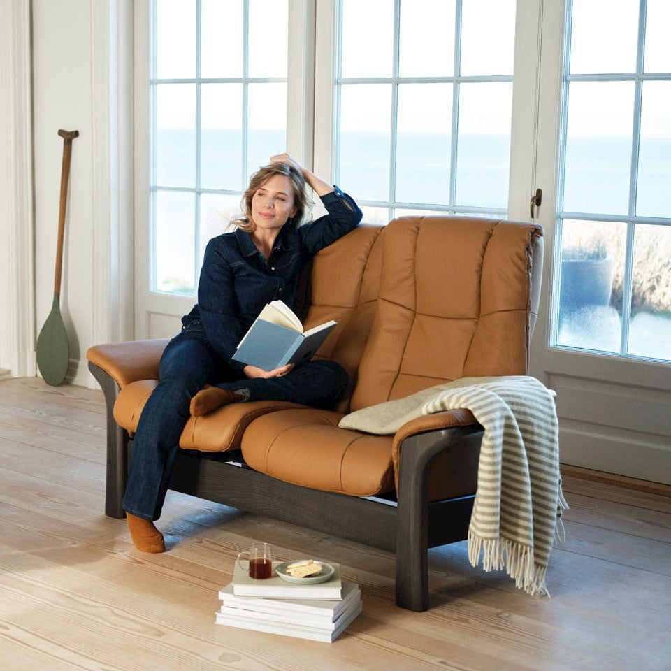 Woman in Stressless Winsdor sofa