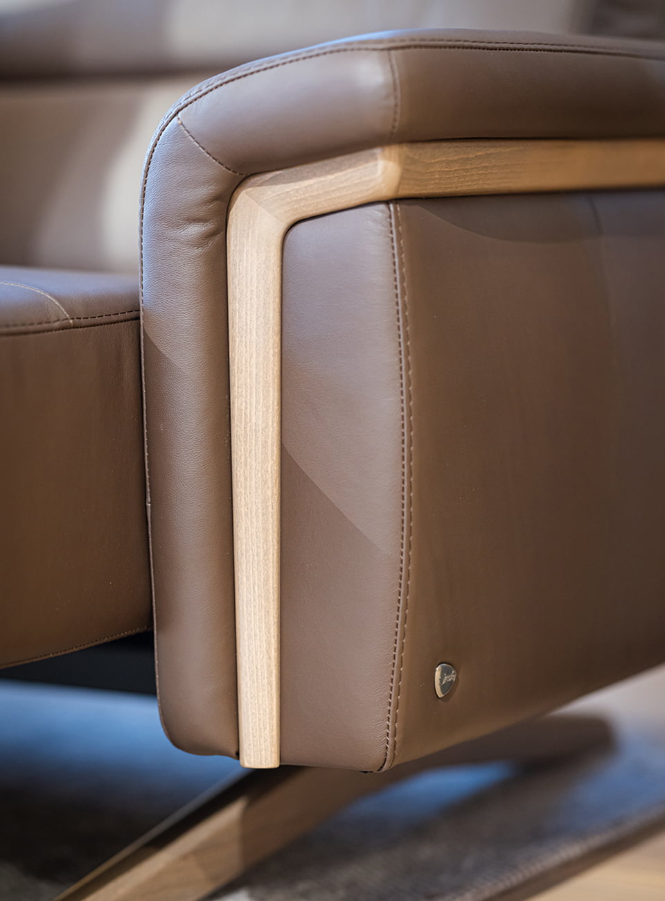 /en-nz/-/media/stresslesssite/magasin/colourstrends/detail_4y2a8912_960x1300.jpg?cx=0&cy=0&cw=912&ch=912&hash=BBB782371F2666CF67BC58E3E56E45B0