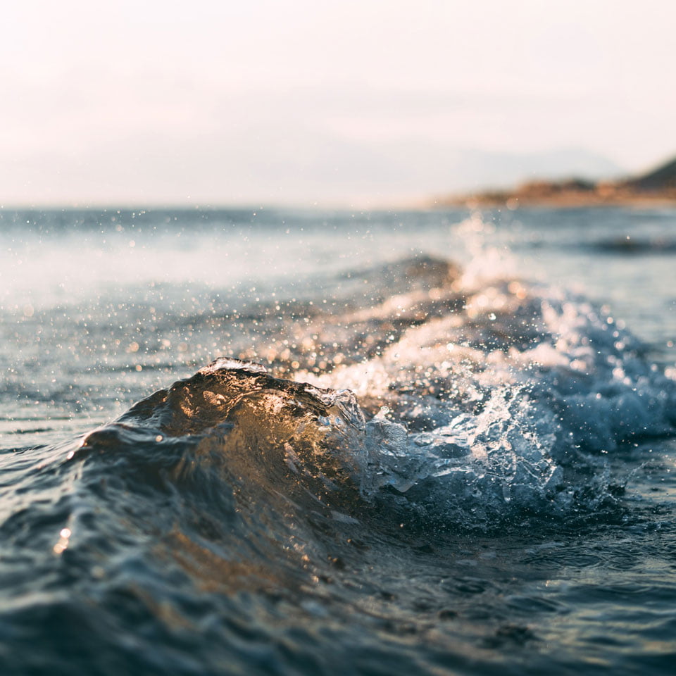 /en-nz/-/media/stresslesssite/promotions/global/springcamp24/water_960x960.jpg?cx=0&cy=0&cw=460&ch=460&hash=0F8A2B53ED447A05F028FBC297247740