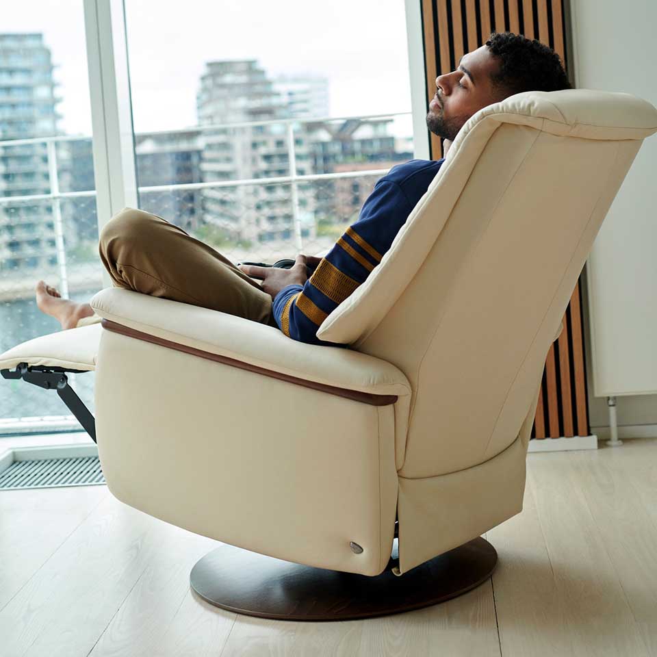 Leather Recliner Chairs, Scandinavian Comfort Chairs