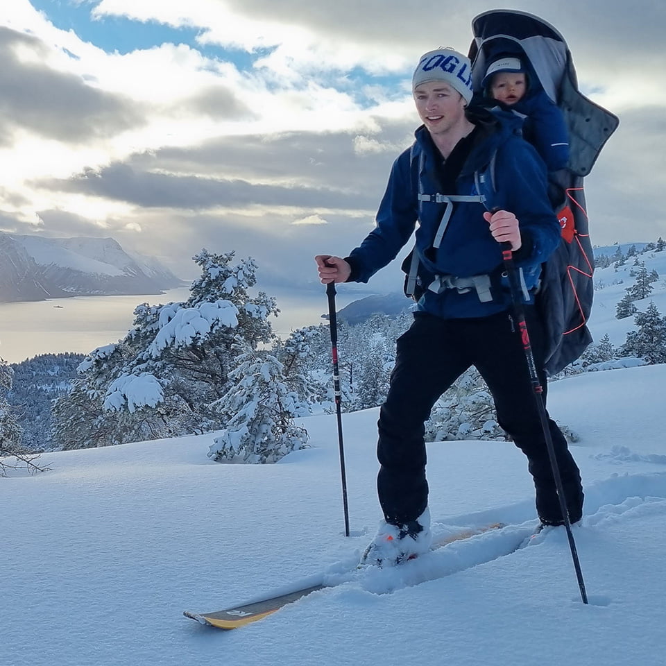 /en/-/media/stresslesssite/magasin/skiing/skiing150700_960x960.jpg?cx=0&cy=0&cw=912&ch=912&hash=BD9CF2B9335F521826ABF6ABC1BB50CE