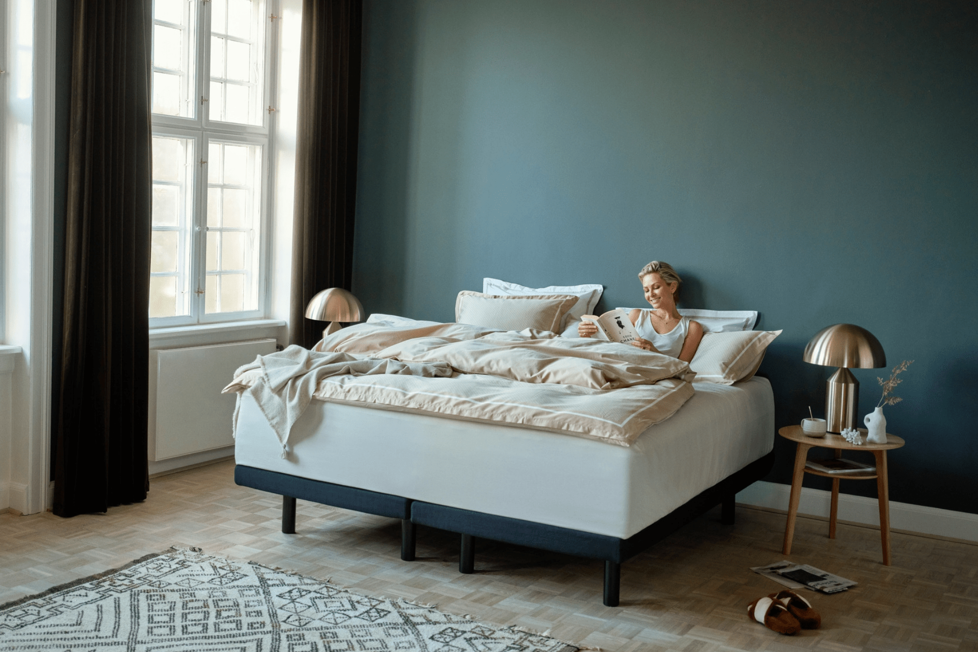 /en/-/media/stresslesssite/promotions/us/2025-p4/stressless_sky_plush_kingsize_9330_1920x1280.png?cx=0&cy=0&cw=1920&ch=1080&hash=829B168AFCD6C3F2FE25449F40FC8EEB