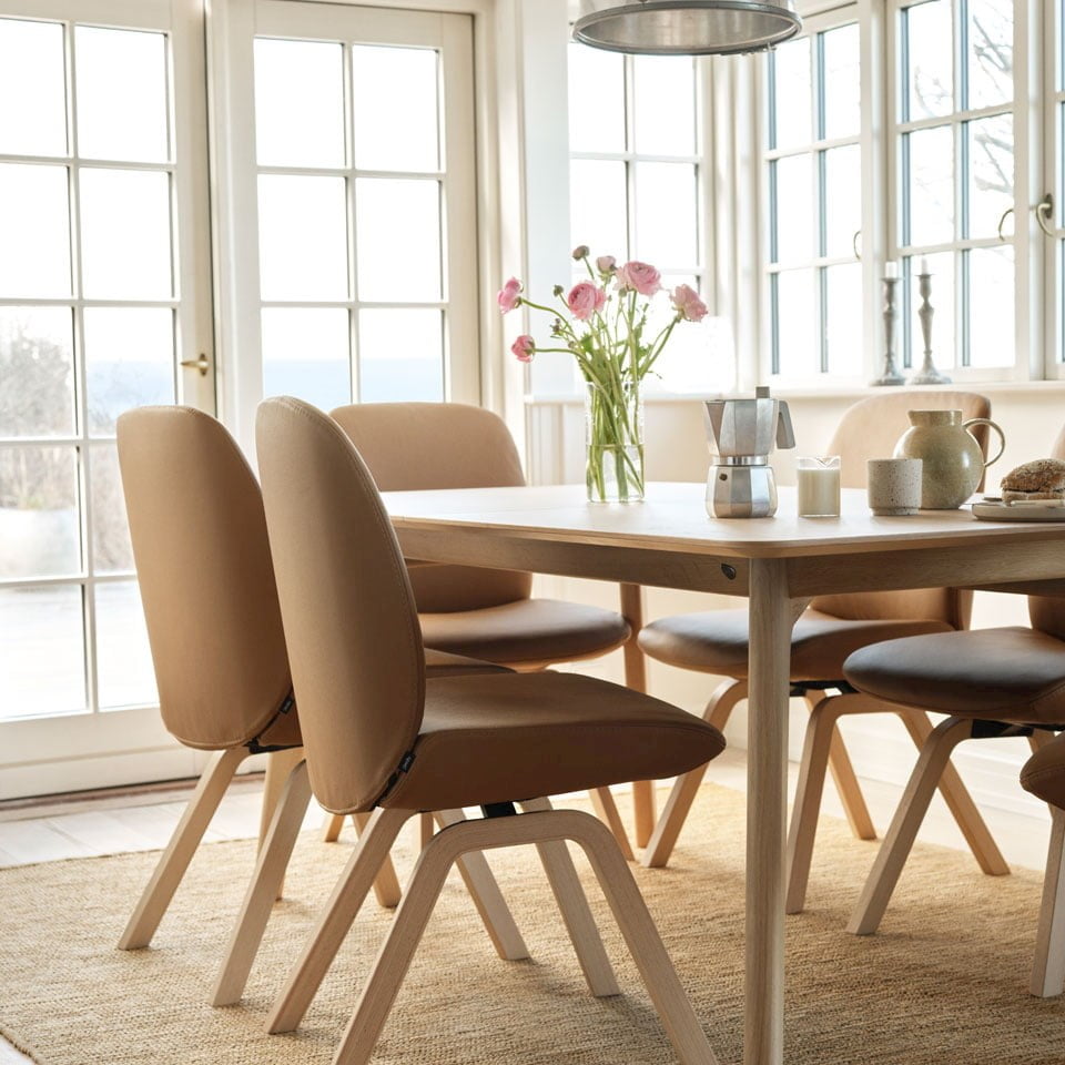 Stressless Bay dining chairs