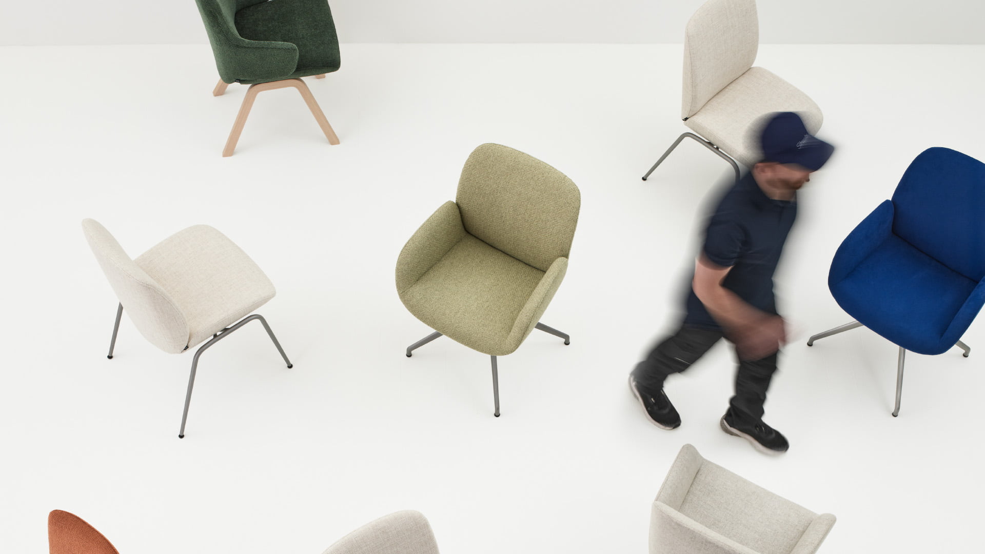 /it-it/-/media/stresslesssite/inspiration/material/colorstory2026/popofcolour/poc_toppbanner_1920x1080.jpg?cx=0.69&cy=0.49&cw=1920&ch=1080&hash=FD019C98C4873CC94D5A94DEE907BA8B