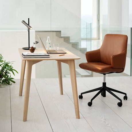 /it-it/-/media/stresslesssite/inspiration/rooms/inspi_room_homeoffice2_720x640.jpg?cx=0&cy=0&cw=460&ch=460&hash=C10C4171820B82E95CF25BA89E9298CA