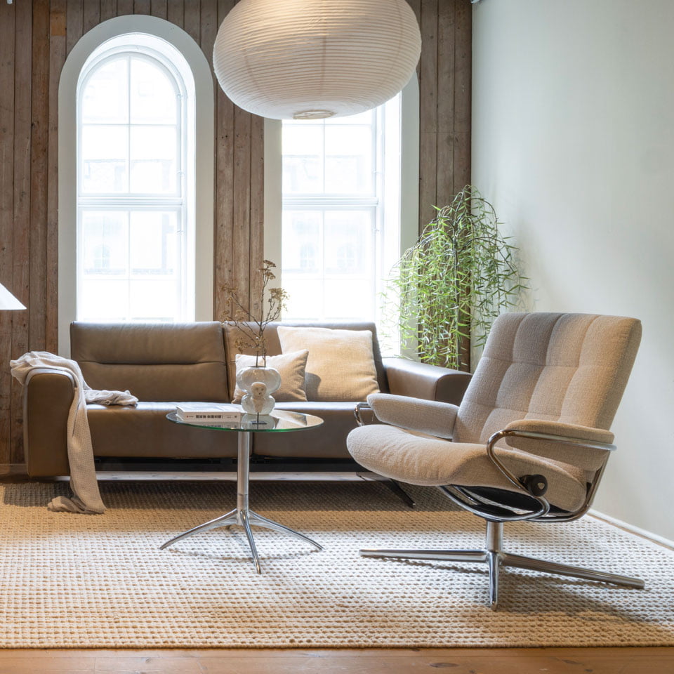 Stresssless Stella sofa and Stressless London recliner