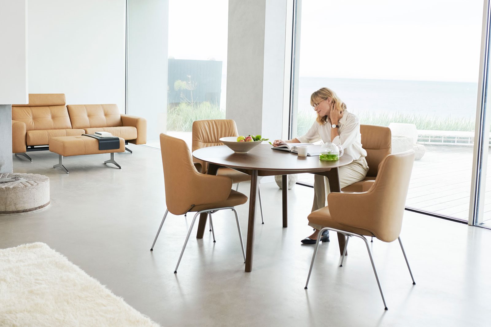Stressless Dining set, Mint chair and Bordeaux table