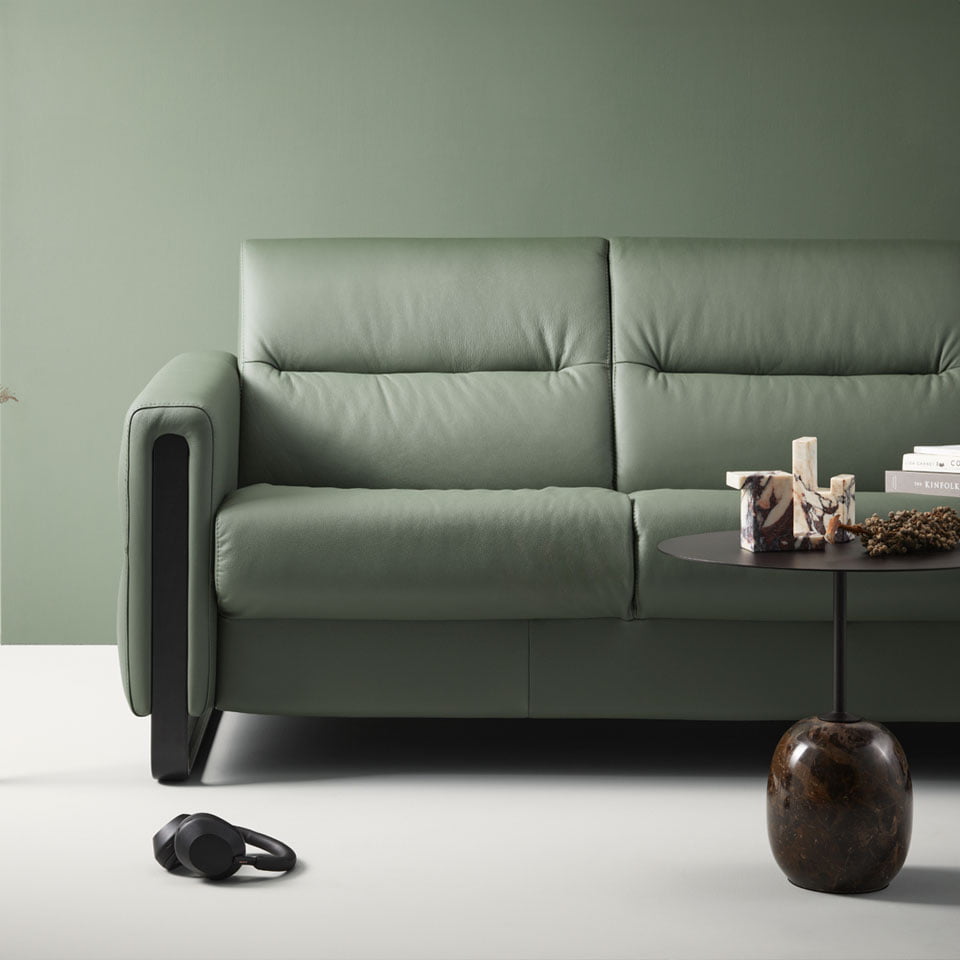 /nb-no/-/media/stresslesssite/promotions/global/wintercamp23/fionawoodpalomasagegreen_960x960.jpg?cx=0.55&cy=0.62&cw=460&ch=460&hash=981DF0E10980C3A573F2563292FB362A