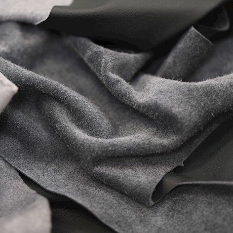 /nl-nl/-/media/stresslesssite/inspiration/material/leather/leathergrey650x650.jpg?cx=0&cy=0&cw=460&ch=460&hash=24CE68E815A860F500A5E00BC881B969