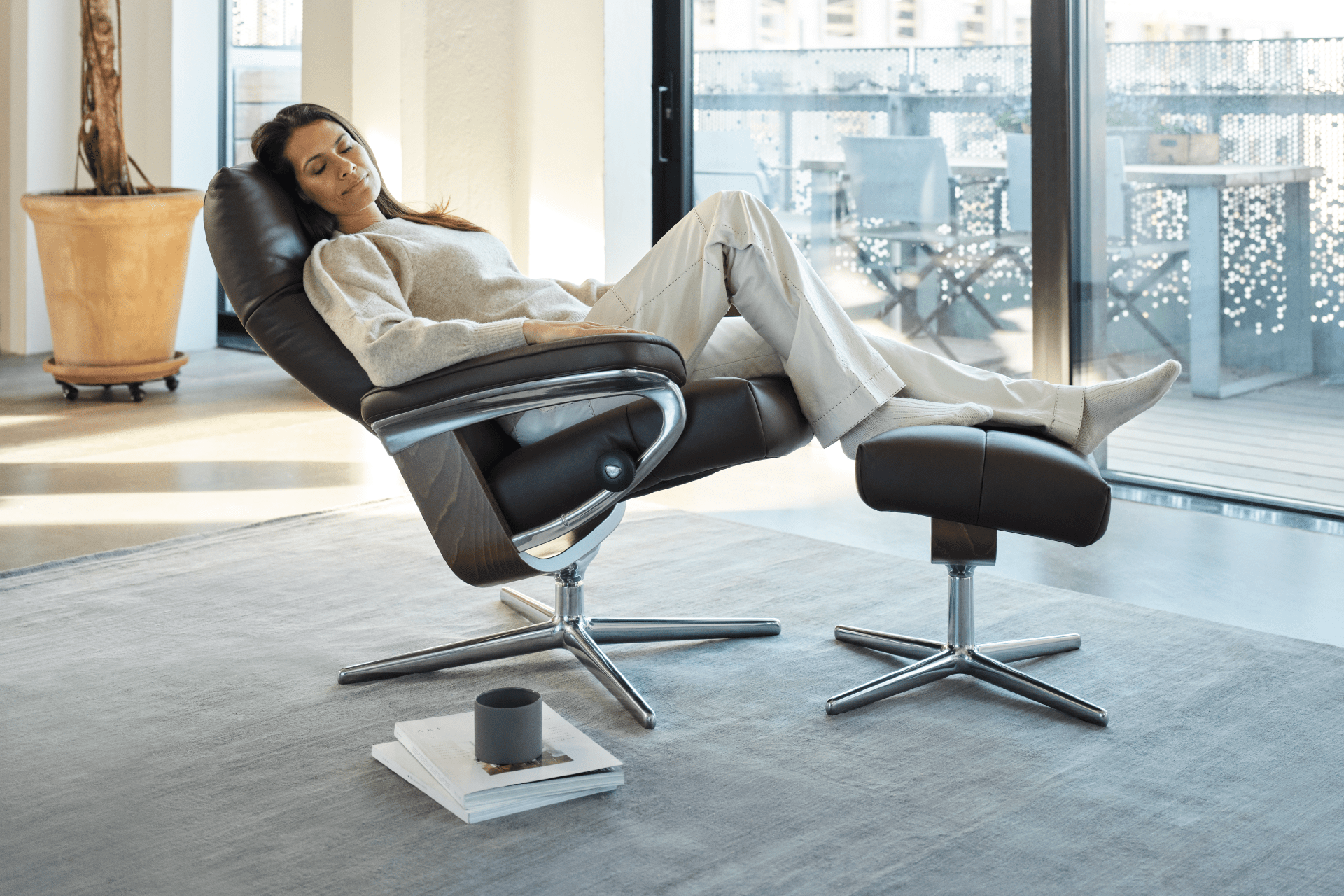 /nl-nl/-/media/stresslesssite/products/recliners/david/david_palespresso_1920x1280.png?cx=0.34&cy=0.33&cw=1920&ch=1080&hash=DCF86CBDF2F952E068343DC84AA65110