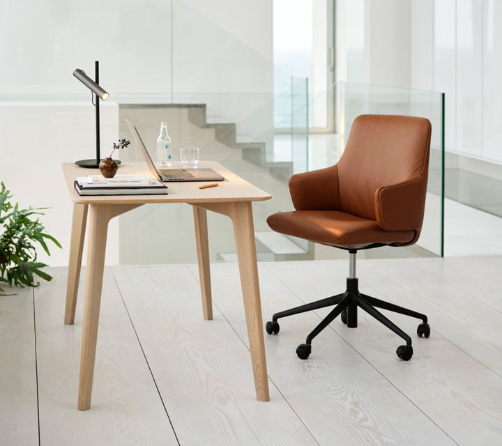 /pt-br/-/media/stresslesssite/inspiration/rooms/inspi_room_homeoffice2_720x640.jpg?cx=0&cy=0&cw=460&ch=460&hash=8A2EE353CEECB7BC5E73E07B1CC4C2F3