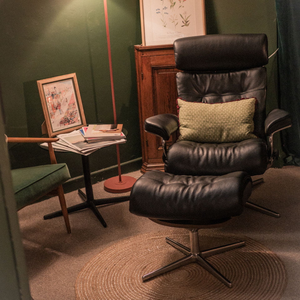 /pt-br/-/media/stresslesssite/magasin/golden-hour-with-letters-of-intent/stresslesserik2_960x960px.jpg?cx=0&cy=0&cw=912&ch=912&hash=D27FC6FBAD781DA1E8F699C14B5F2F19