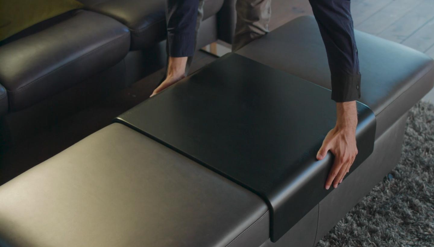 /pt-br/-/media/stresslesssite/products/functions/functionfilms/plussofadoubleottoman/stresslessdoubleottoman1440x820.jpg?cx=0.56&cy=0.5&cw=1920&ch=1080&hash=43C72745FBC379DABDDF9FC69A11F371