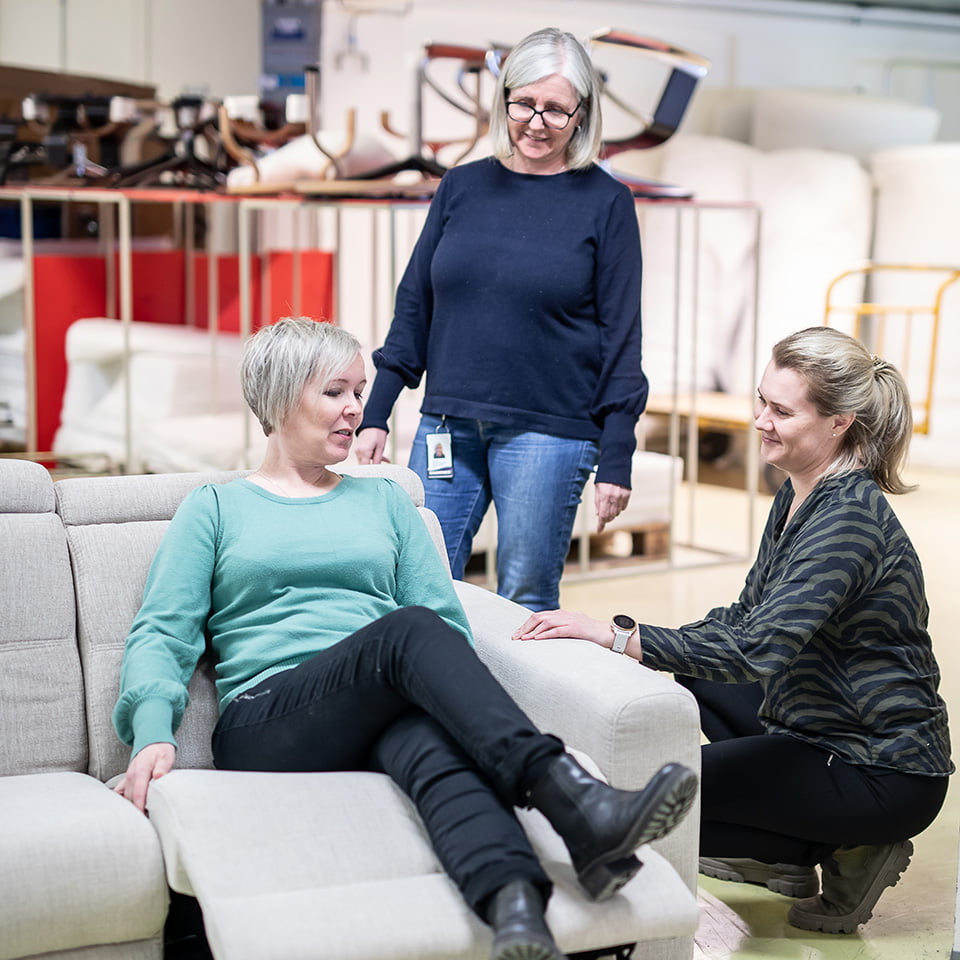 /sv-se/-/media/stresslesssite/magasin/anna/anna_9h6a6594_960x960.jpg?cx=0&cy=0&cw=912&ch=912&hash=0EA91C0F60BF6E2425064052923EC869