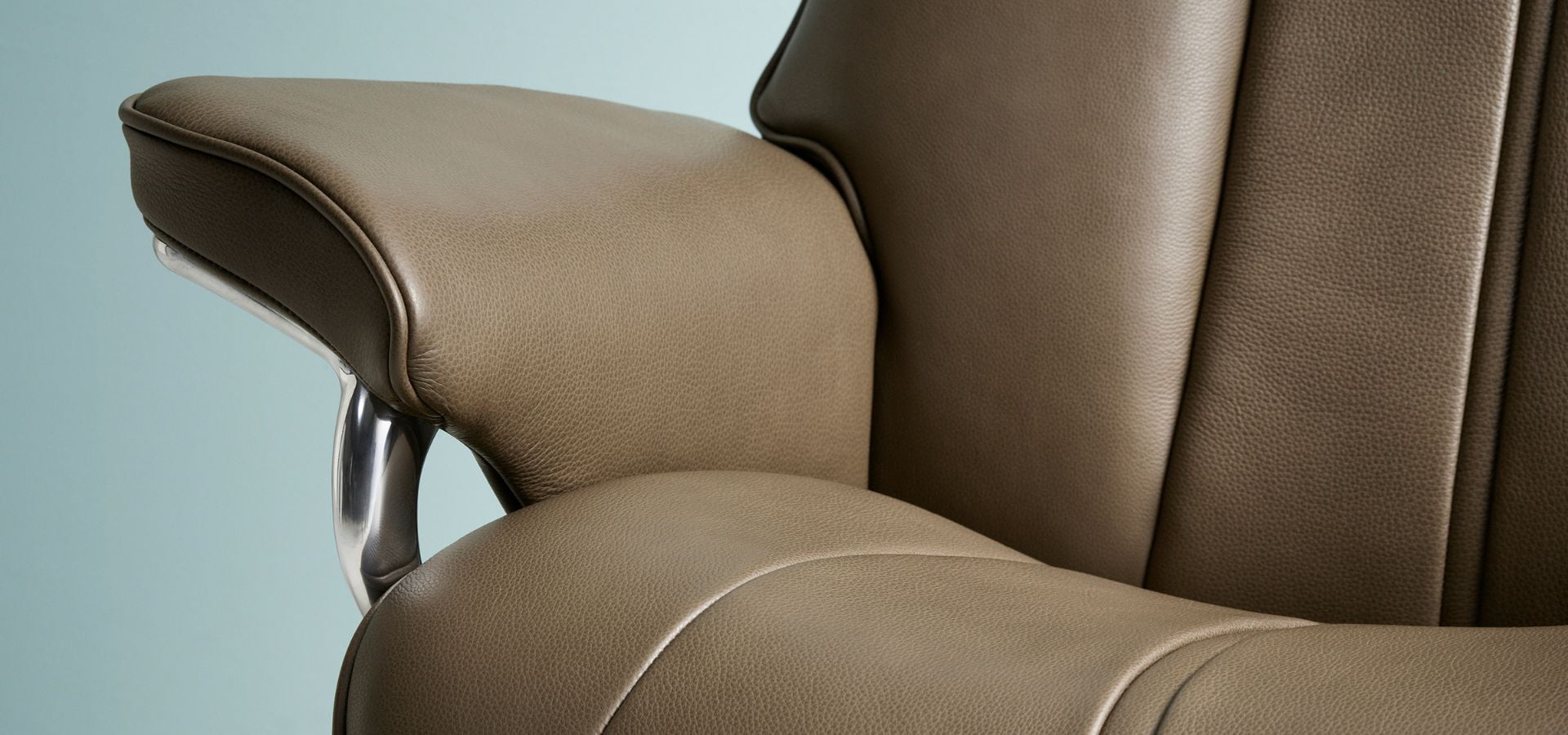 Philip leather detail